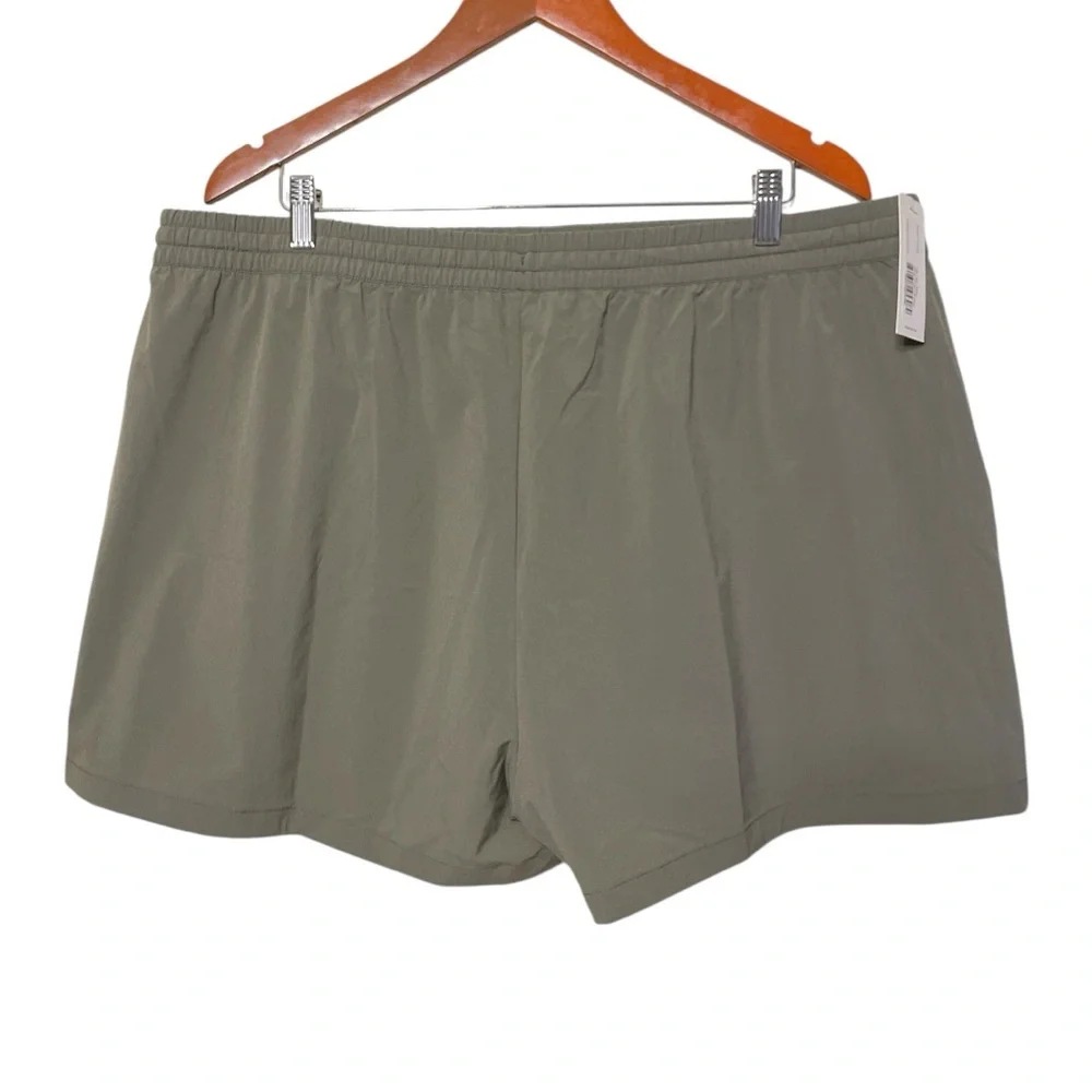 OUTDOOR VOICES Doing Things 2.5 Shorts XXXL